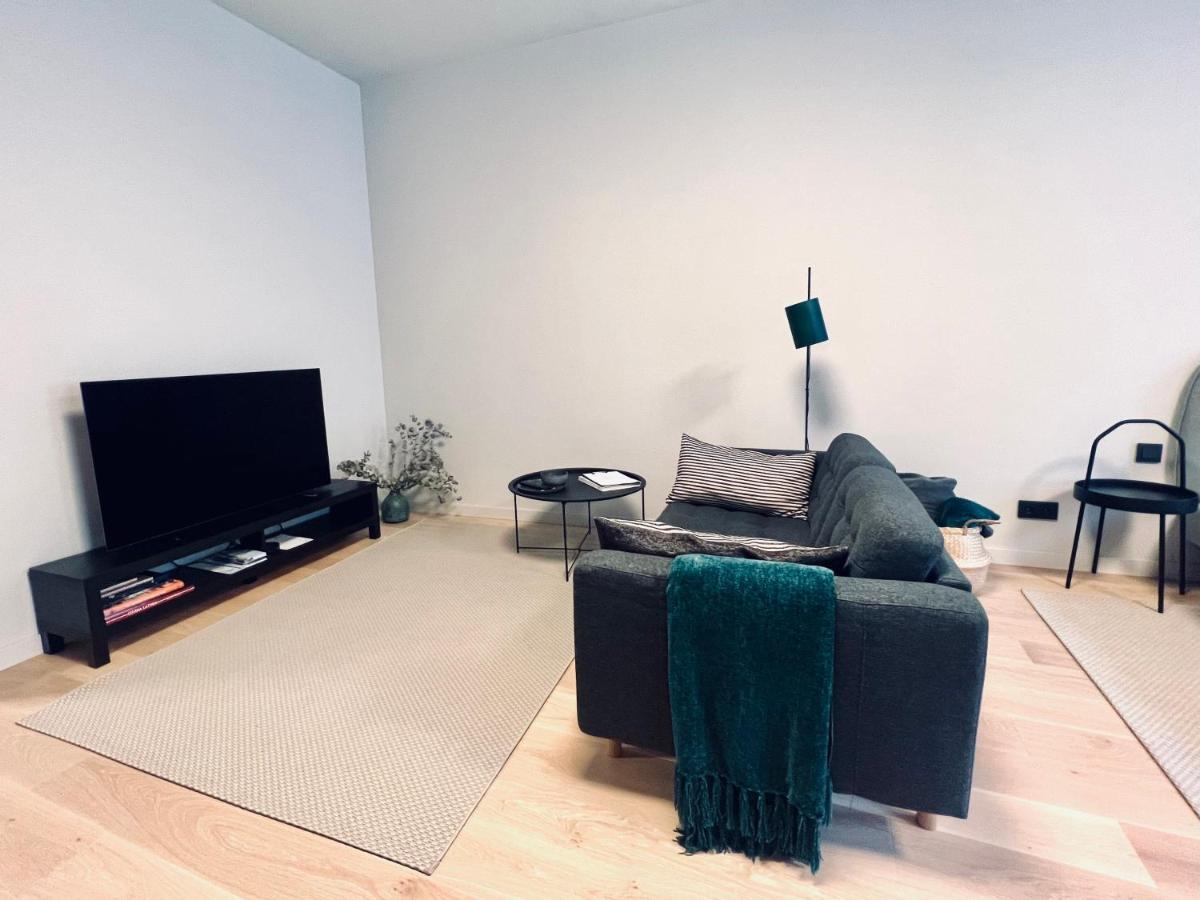 Stylish New Apartment In Riga Old Town - City Centre, Self Check-In, Walkable To Major Attractions Eksteriør billede