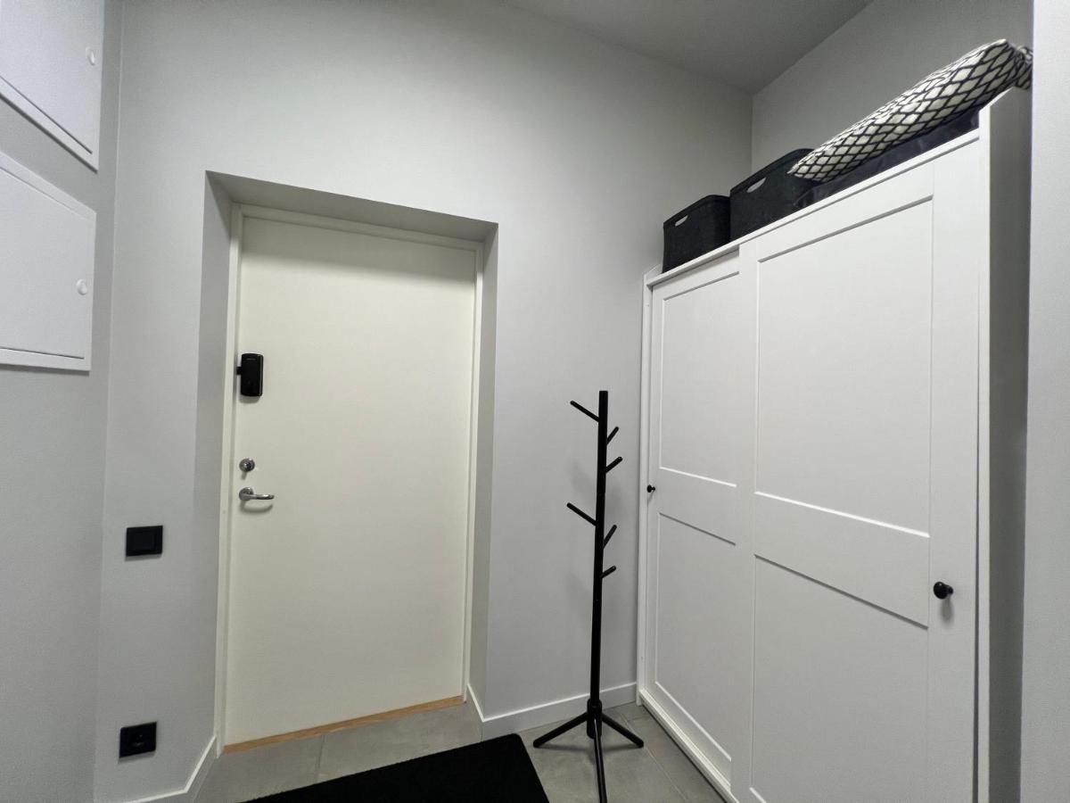 Stylish New Apartment In Riga Old Town - City Centre, Self Check-In, Walkable To Major Attractions Eksteriør billede